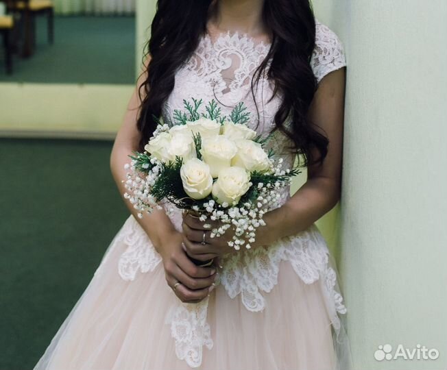 Свадебное платье 42