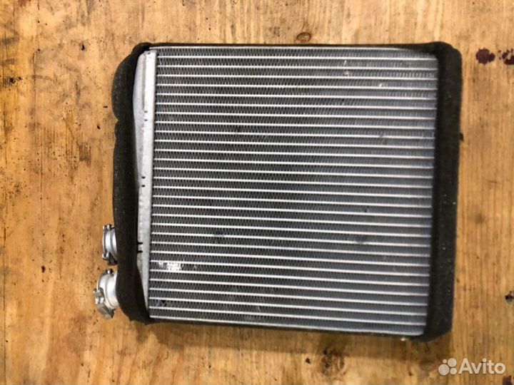 Радиатор печки Volvo S80 AS90 B6304T4 2009-2013