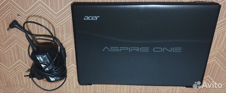 Нетбук Acer Aspire One