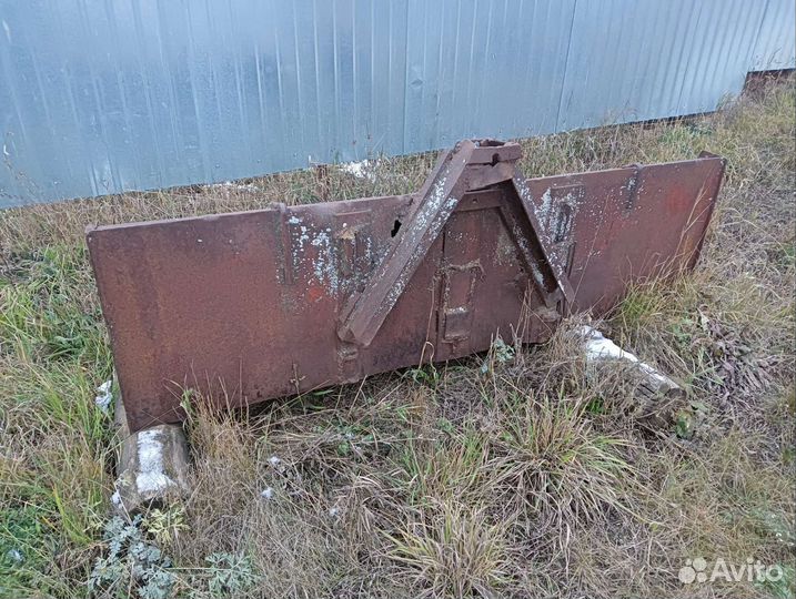 Задний отвал мтз