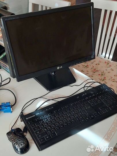 Монитор LG flatron E1942-BN 18,5 дюймов