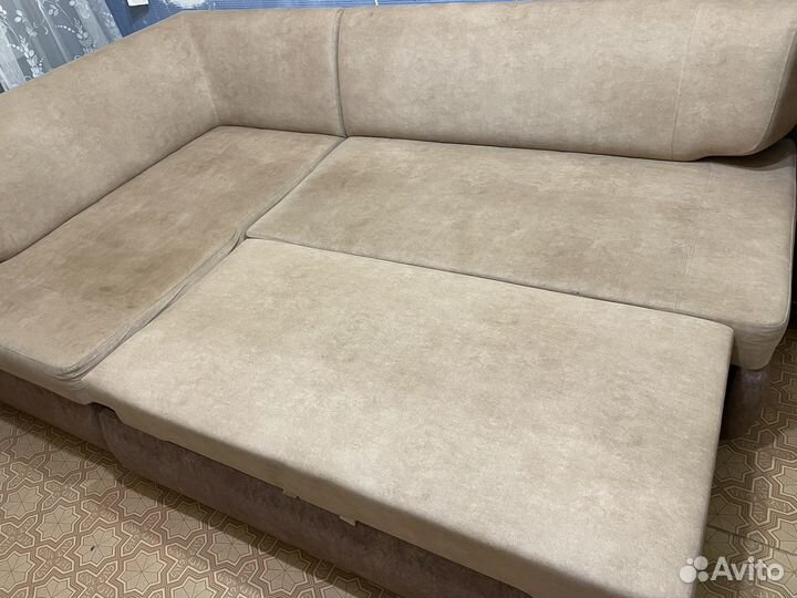 Угловой диван