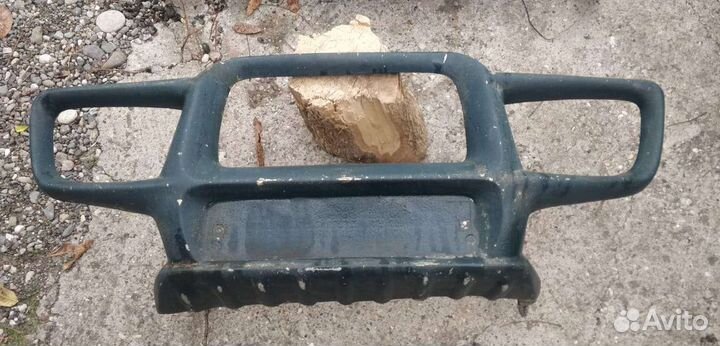 Кенгурятник на Ниву