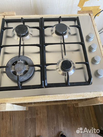 Газовая варочная панель 4 конфорки