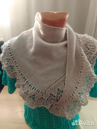 Шаль серповидная