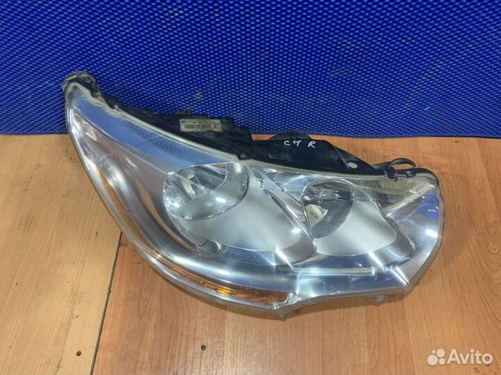 Фара правая Citroen C4