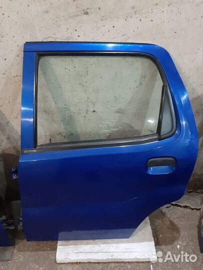 Дверь Suzuki ignis задняя левая