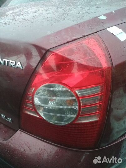 Фонарь правый Hyundai Elantra XD