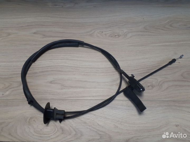 Трос замка капота Nissan almera g15