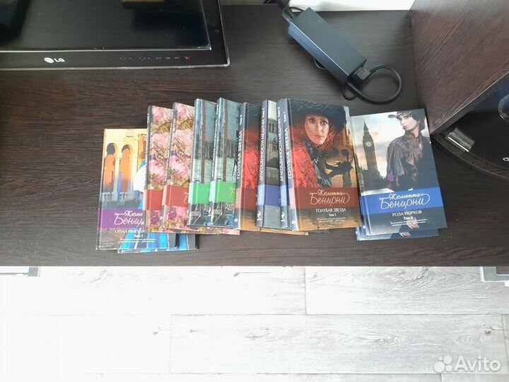 Жюльетта Бенцони (приключения )