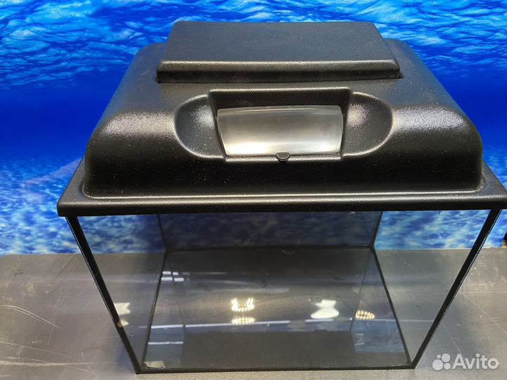 30 л. С пластиковой крышкой