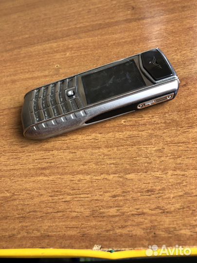 Vertu Ascent Ti, 4 ГБ