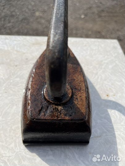 Старинный утюг