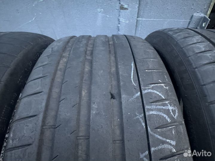 Michelin Pilot Sport 4 S 235/35 R20 и 265/35 R20 99Y