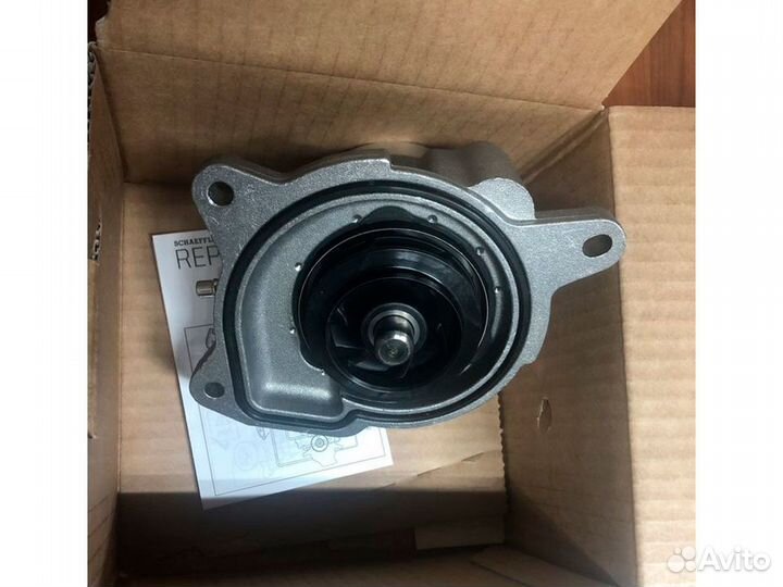 Помпа Skoda Octavia Fabia Rapid