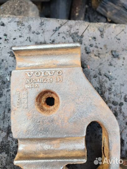 Кронштейн амортизатора переднего нижний Volvo FM12