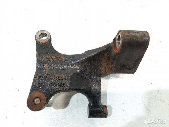Кронштейн двигателя правый Nissan Almera N16