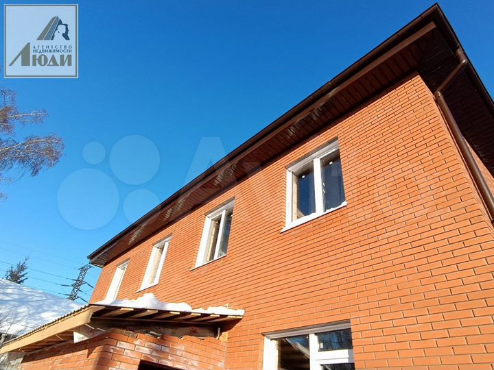 Таунхаус 80 м² на участке 1,5 сот.