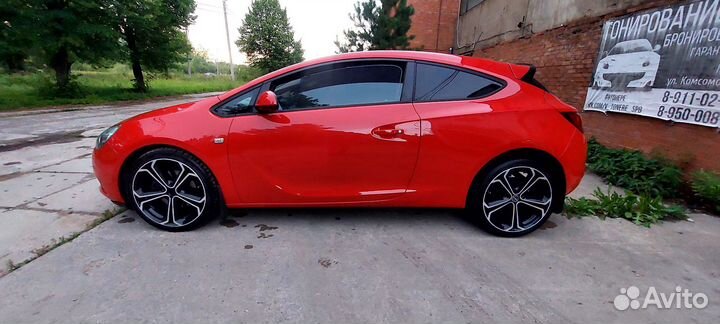 Opel Astra GTC 1.4 AT, 2012, 206 000 км