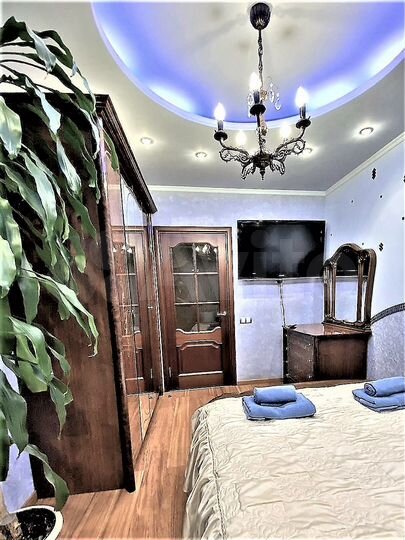 2-к. квартира, 54 м², 8/17 эт.