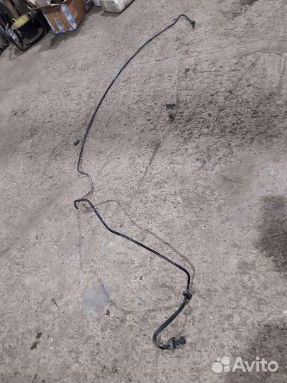 Nissan Almera G15 трубка топливная