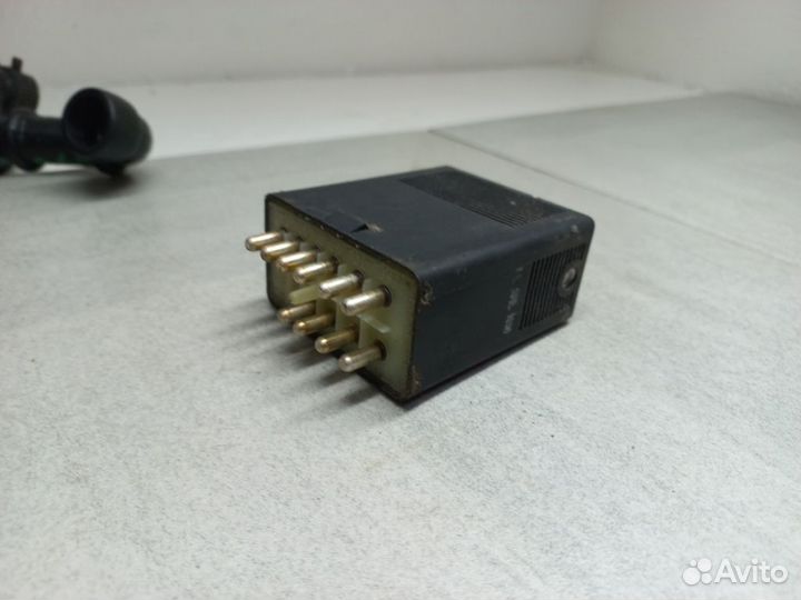 Реле бензонасоса Мерседес