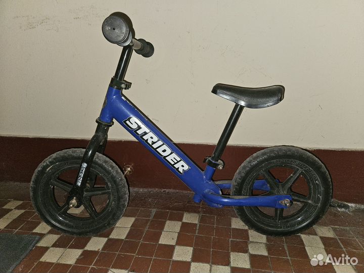 Беговел strider 12