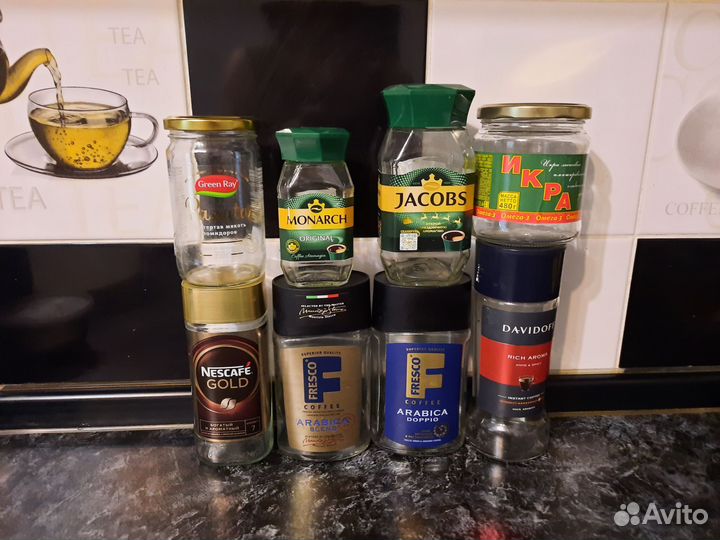 Банки стеклянные и пластиковые