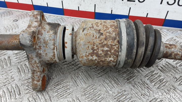 Полуось передняя правая (приводной вал, шрус) Kia