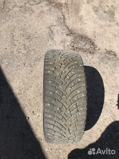Bridgestone Blizzak VRX 245/40 R19