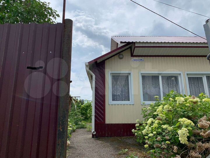 Дом 62 м² на участке 12 сот.