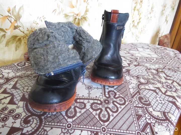 Обувь зимняя на мальчика. 23 р-р. Нат кожа и мех