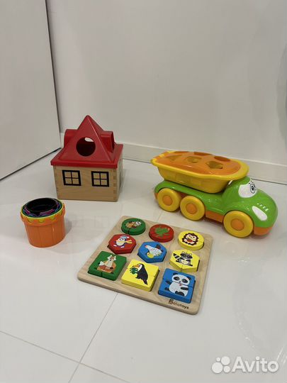 Развивающие игрушки пакетом