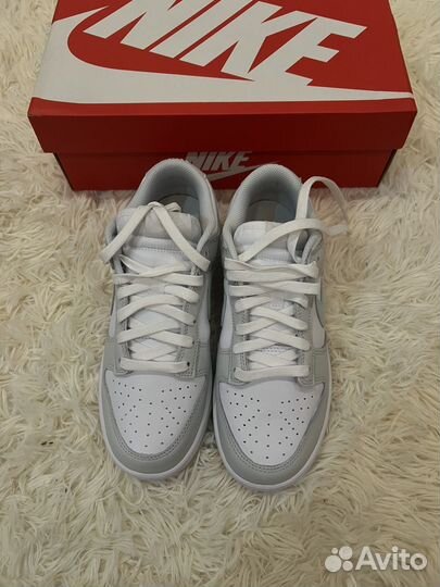 Nike dunk low photon dust