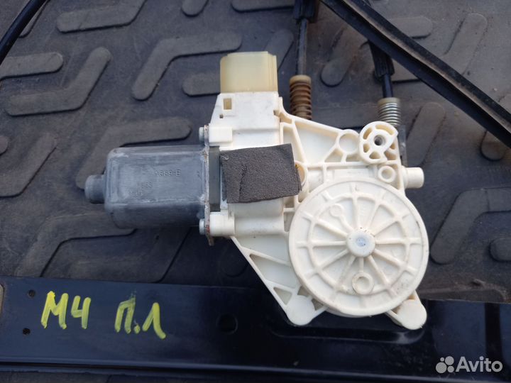 Стеклоподъемник передний левый Ford Mondeo 4