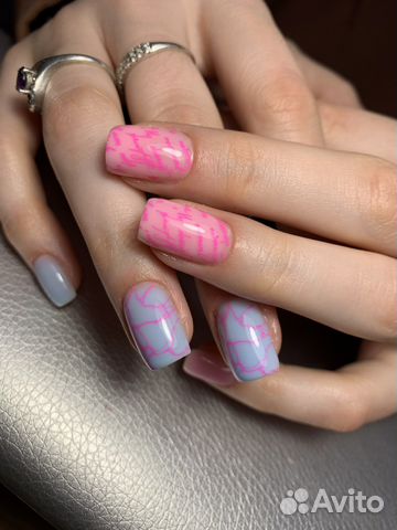 Маникюр- наращивание ногтей, гель-лак, педикюр