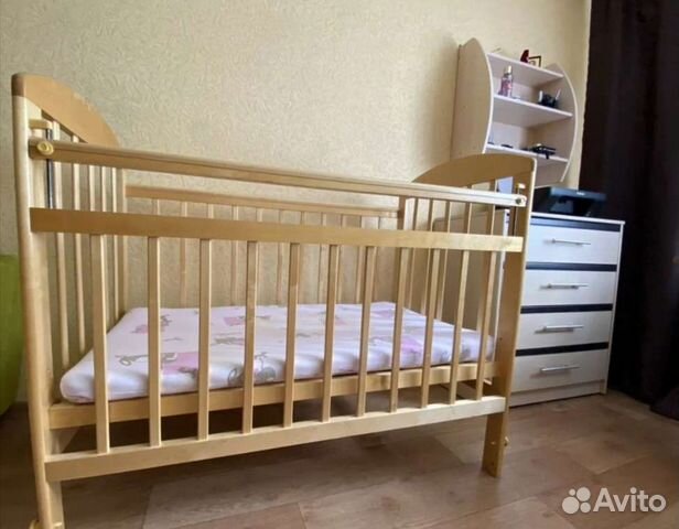 Детская кроватка