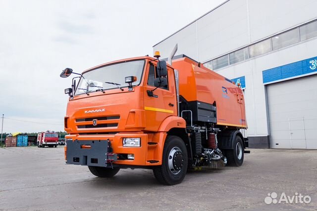 Подметально-уборочная машина Ceksan VKM 8000