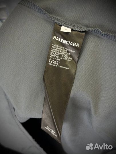 Balenciaga футболка see now