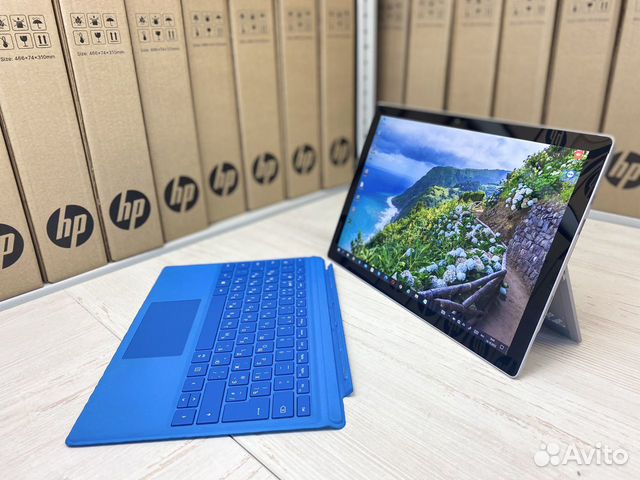 Ноутбук сенсорный Mocrosoft Surface 4 I7 16/256 объявление продам