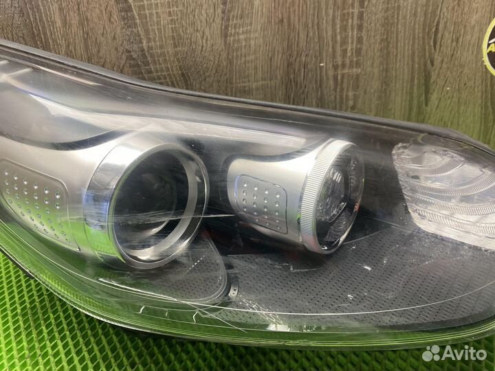 Фара правая Kia Sportage 4 92102f1010