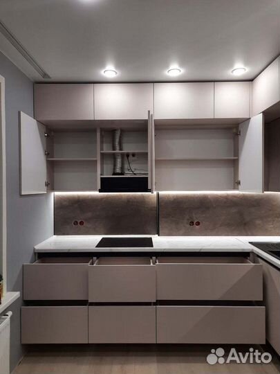 Кухонный гарнитур