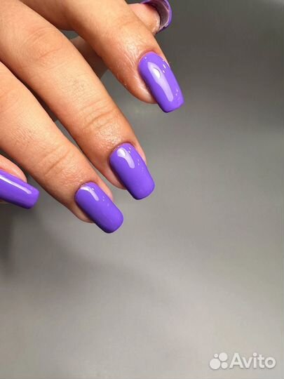 Модель на маникюр