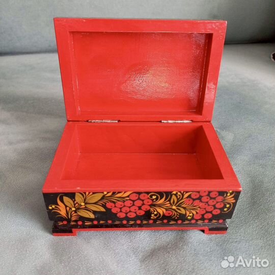 Шкатулки для украшений