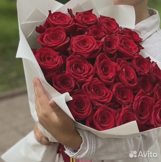 25 роз с доставкой