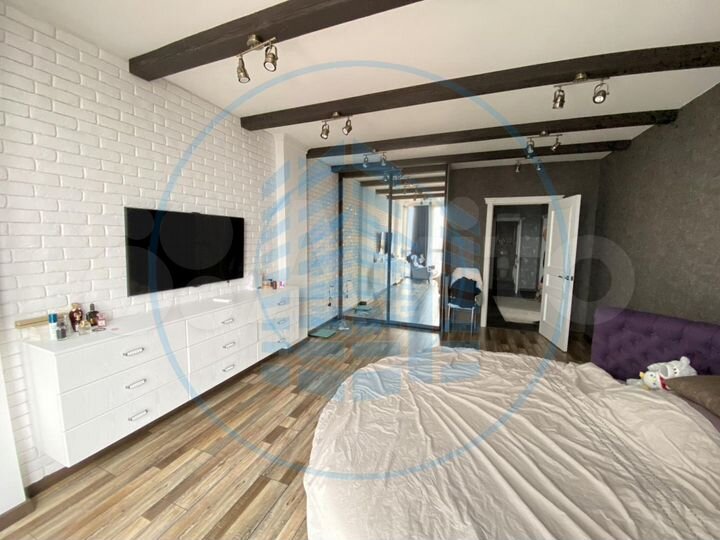 2-к. квартира, 83,5 м², 8/9 эт.