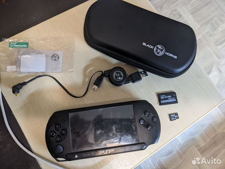 Sony psp e 1008