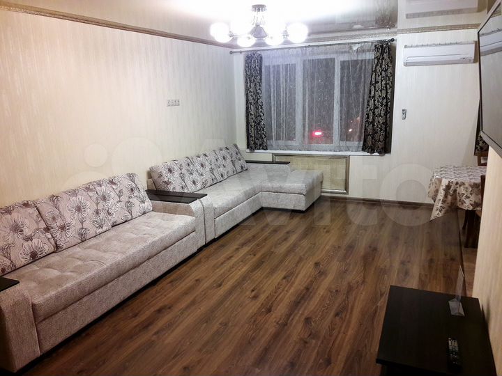 2-к. квартира, 63 м², 5/18 эт.