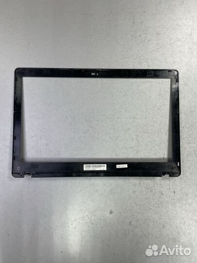 Рамка матрицы Asus X550C