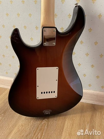 Гитара yamaha pacifica 112j+шнур